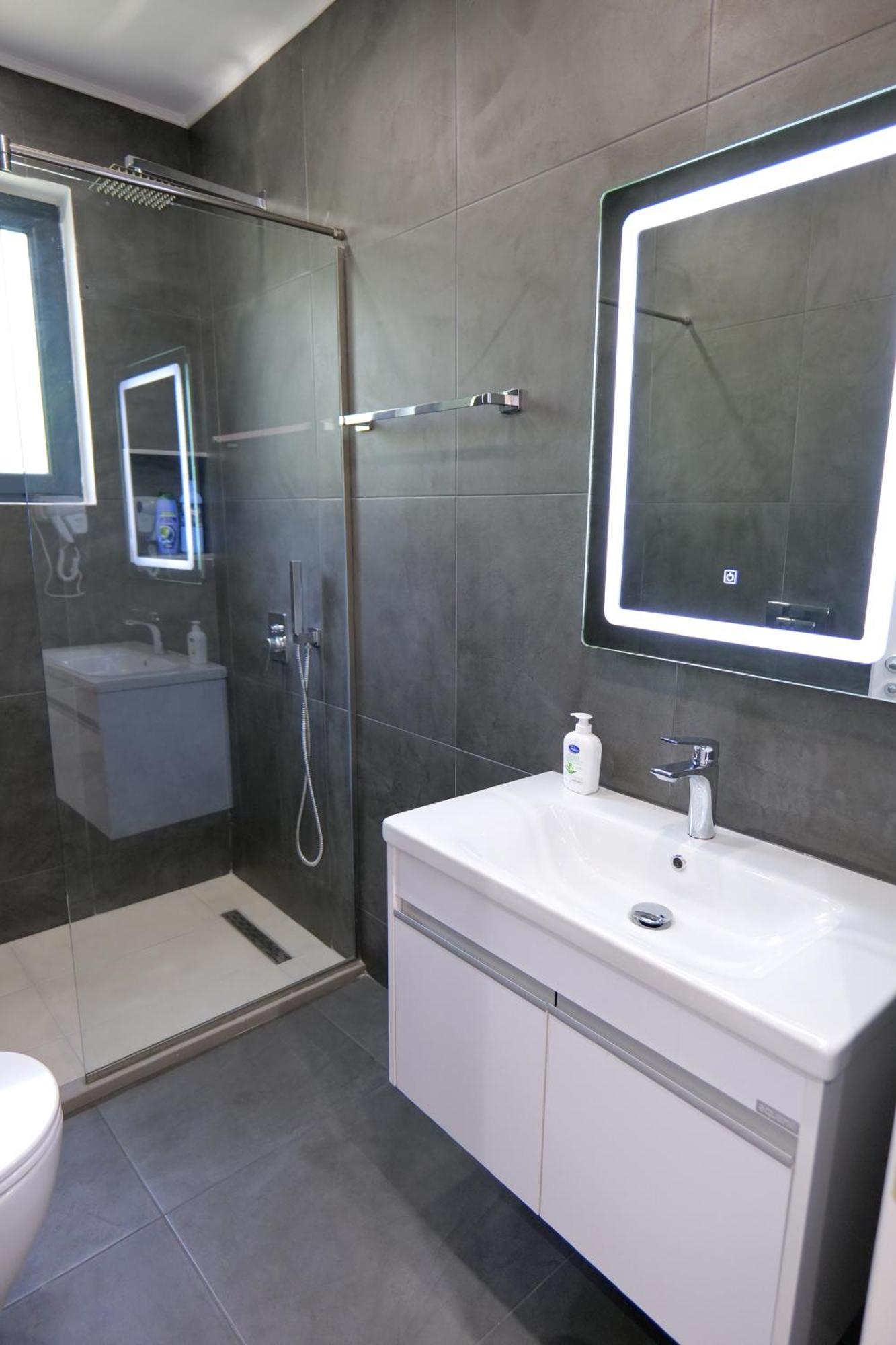 Hotel Celaj Vlore Exterior photo