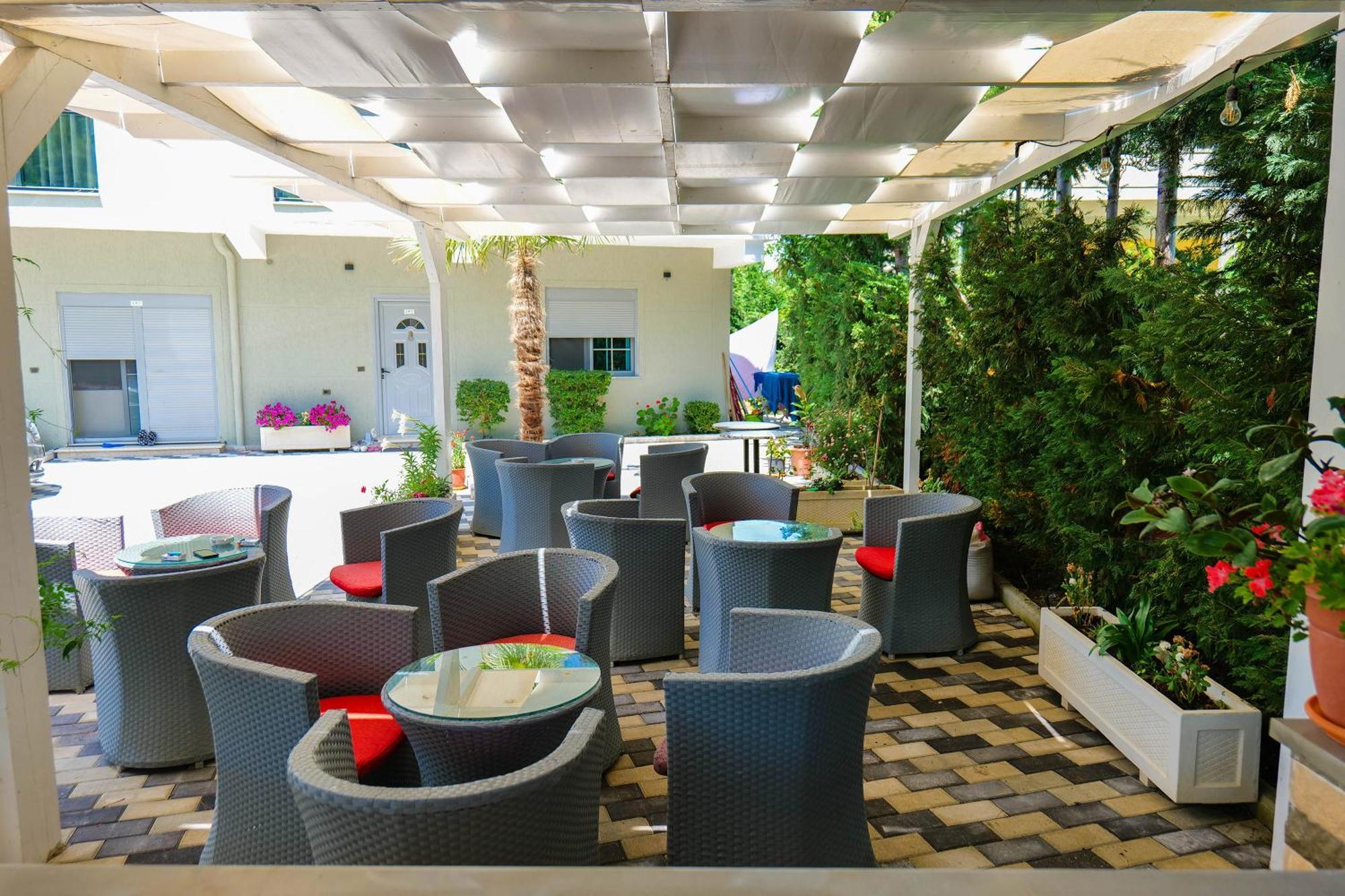 Hotel Celaj Vlore Exterior photo